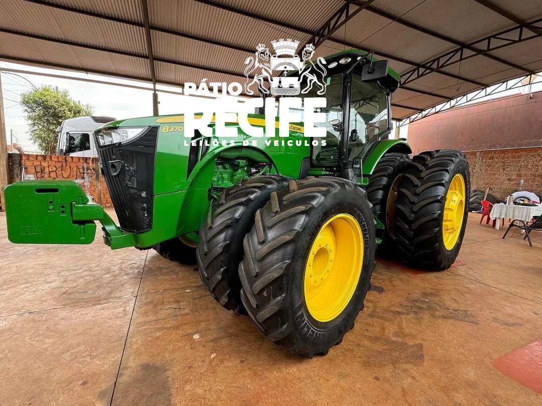 JOHN DEERE 8370R