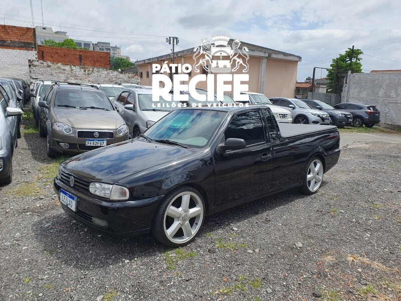 VW Saveiro CL 1.8 Mi 1999 – Preta – Álcool – Turbo Legalizado
